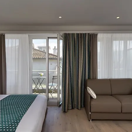 Hotel Suisse 3*