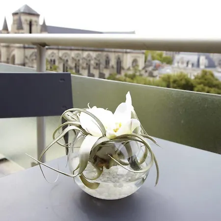 Suisse Hotel